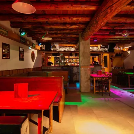 La Tarine Hotel