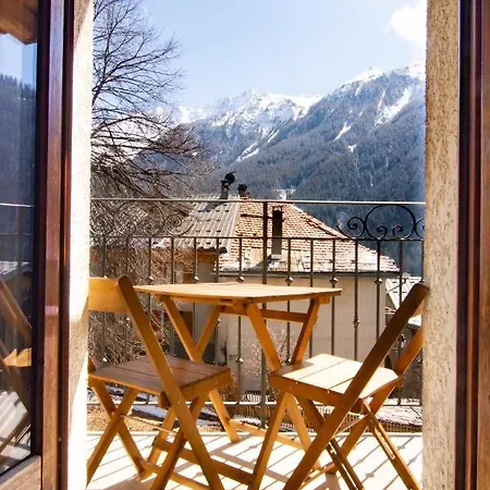 La Tarine 3*