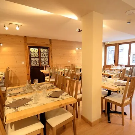 La Tarine Hotel