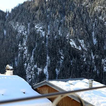 La Tarine Hotel 3*